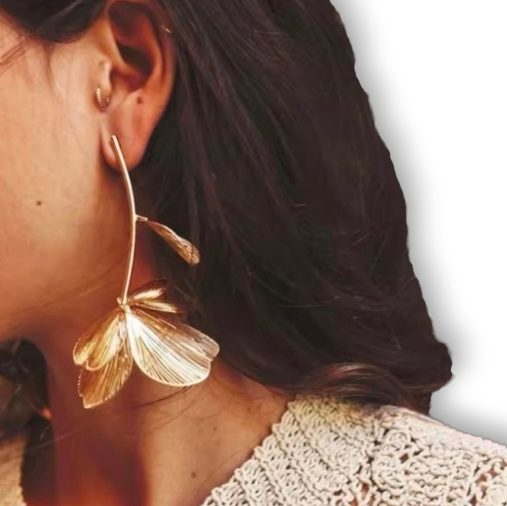 ZARA Flower Earrings